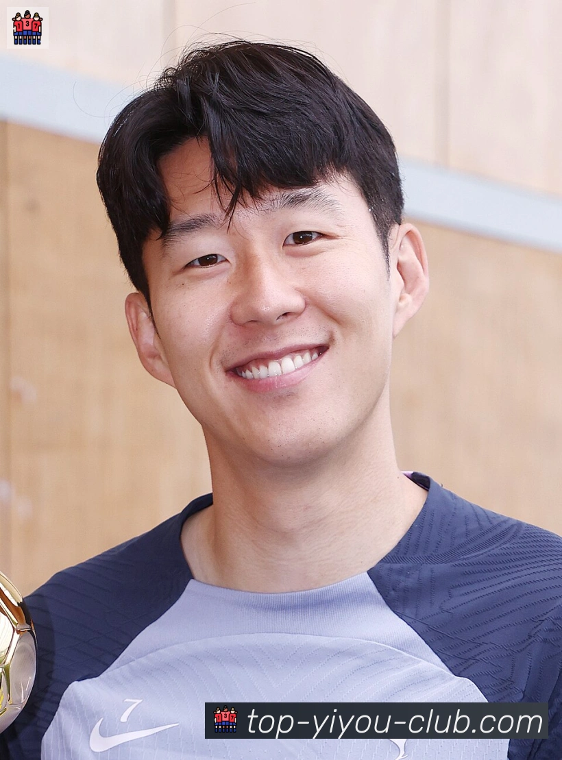 劳塔罗·马丁内斯